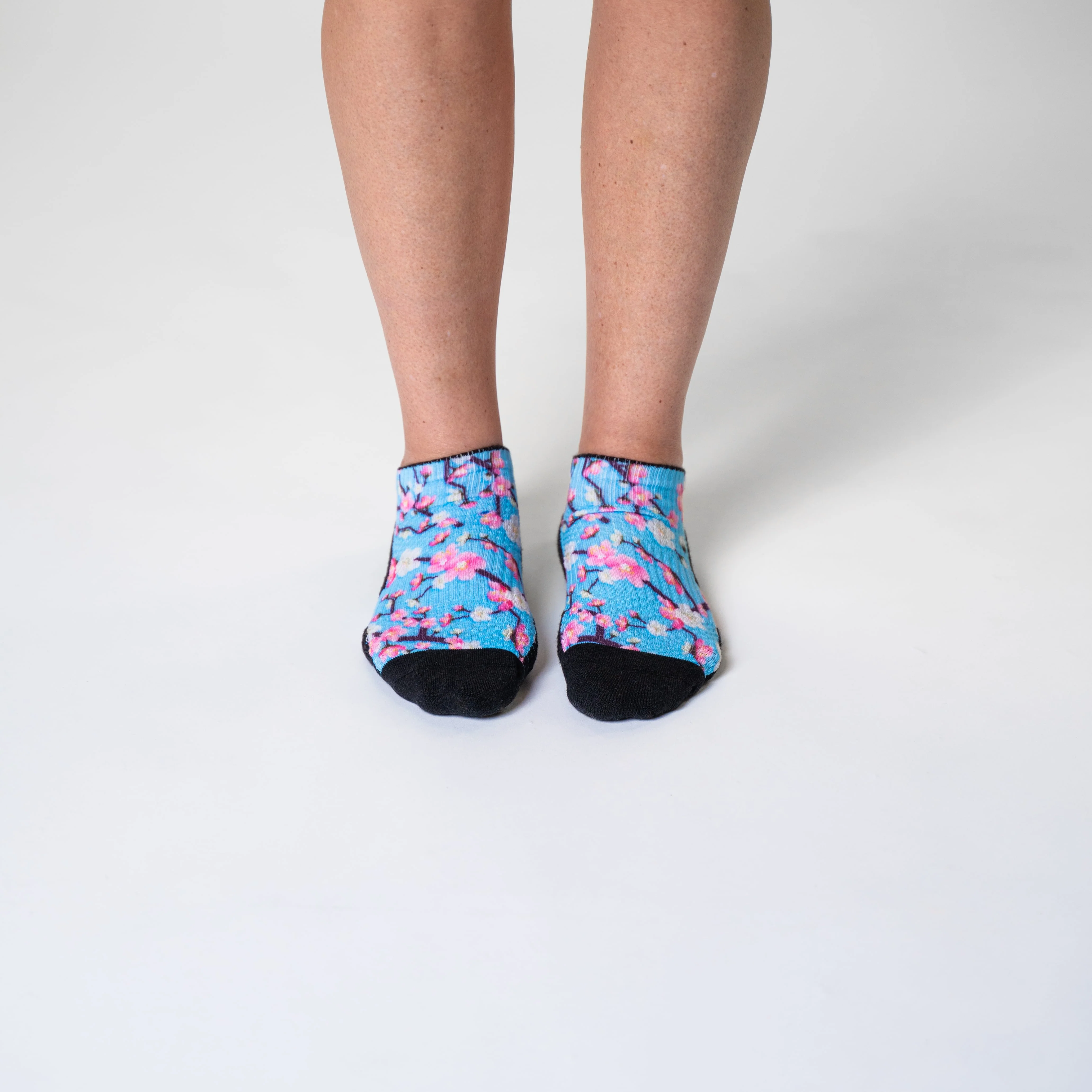 Dark & Delicate Ankle Compression Socks 5-Pack Bundle - Image 3