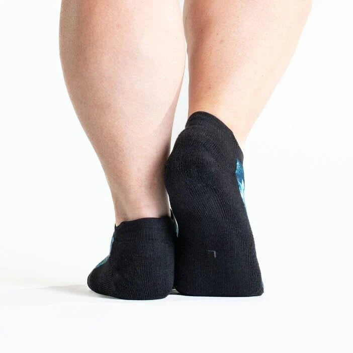Jellyfish Blues Ankle Socks - Image 4