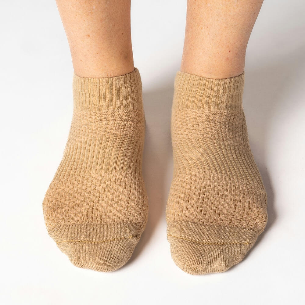 Solid Essentials Ankle Compression Socks 5-Pack Bundle - Image 6